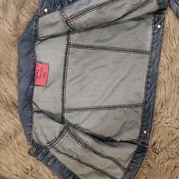 Cropped vest and jacket bundle - Picture 4 of 13